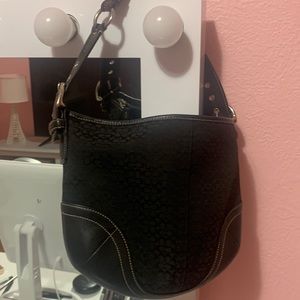 EUC Coach 1460 vintage Black Signature Canvas Leather Small Hobo Shoulder Bag.